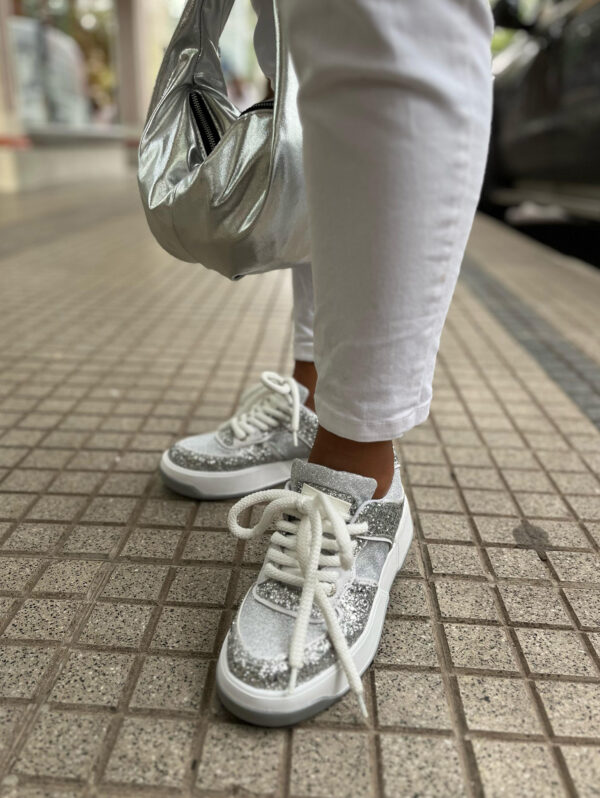 Zapatilla brillo 3200
