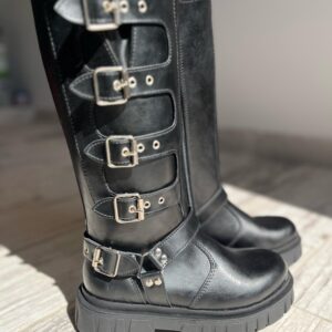 Bota hebillas