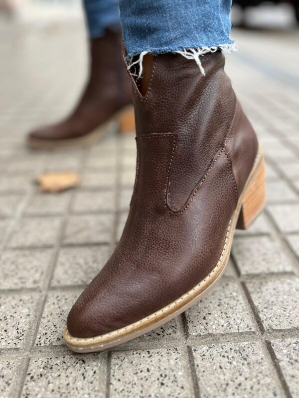 Texana Alice cuero color chocolate