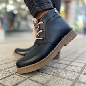 Botita Mara Pu color Negro