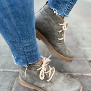 Botita Mara Pu color gris