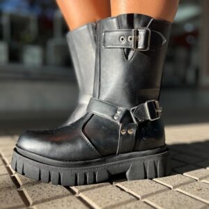 Bota 876/210 color negro