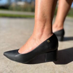 Stiletto Vizzano Tacón 4.5 Manteca y Negro