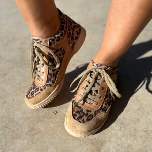 Zapatilla Sporty cuero leopardo
