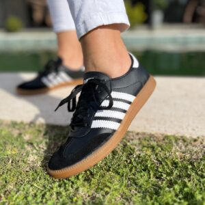 Zapatilla 200 PU Negra y Blanca